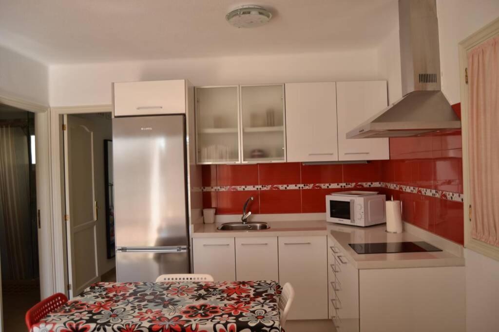 Apto. a 4 minutos de la playa - CASA NORI Tías Exterior foto